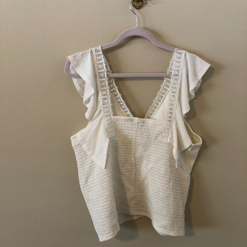 NWT Express Metallic Lace Trim Ruffle Tank - Picture 2 of 5